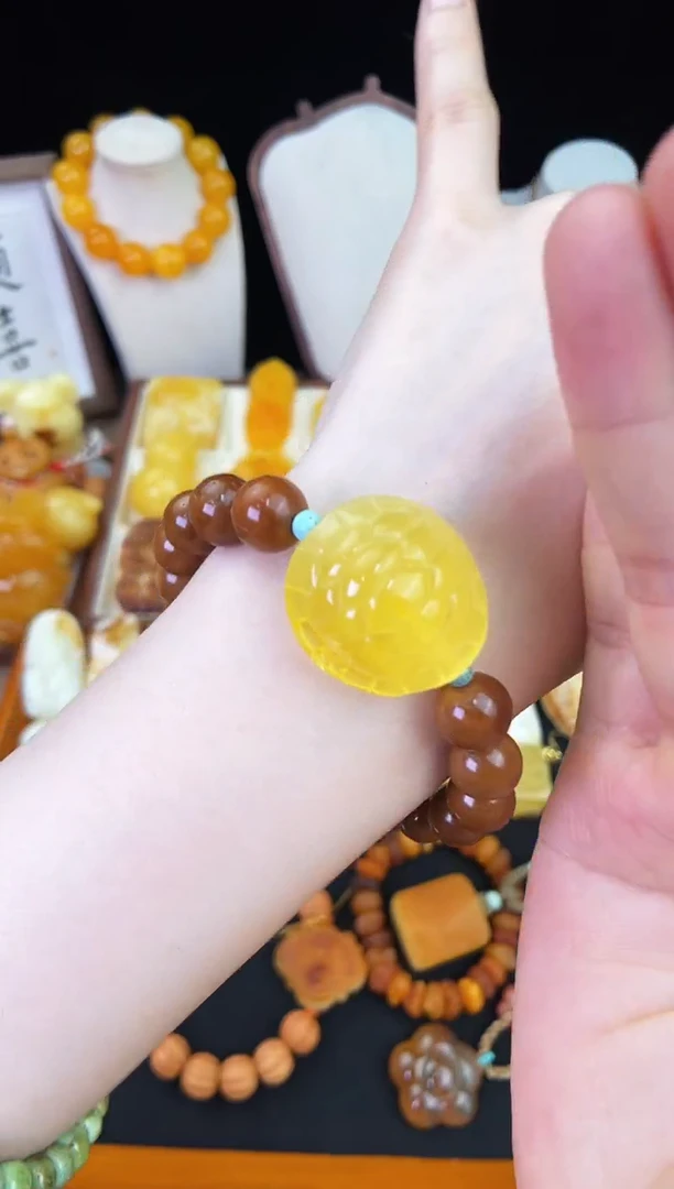 琥珀未镶嵌珠宝奇石柒月