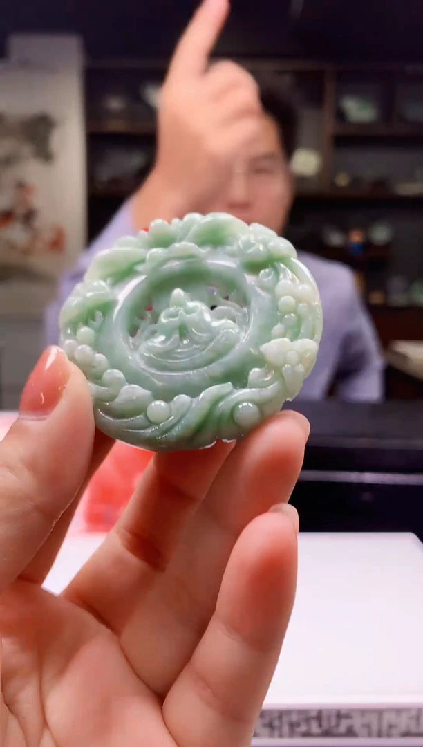 翡翠未镶嵌颈饰翡翠A货