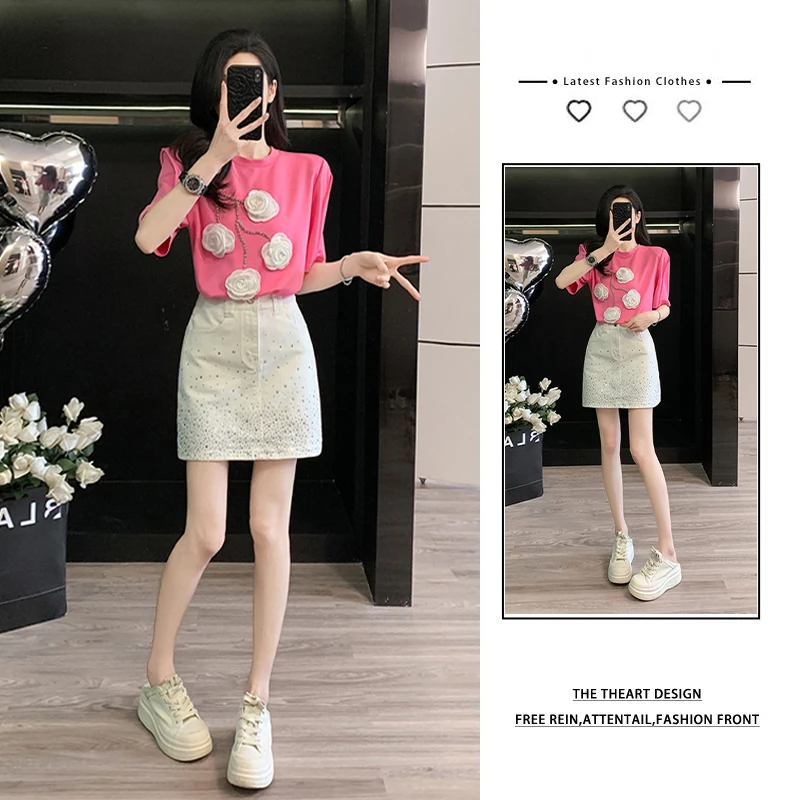 2025新款夏季女装设计感轻奢立体花朵洋气粉色短袖上衣短裙两件套
