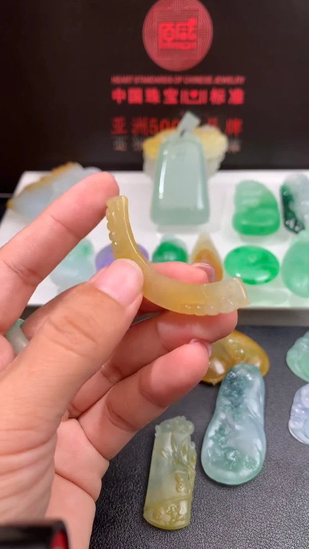 定制翡翠未镶嵌