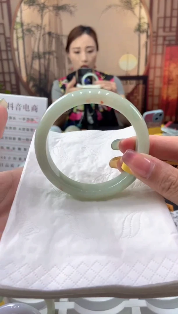 翡翠手镯未镶嵌000043435