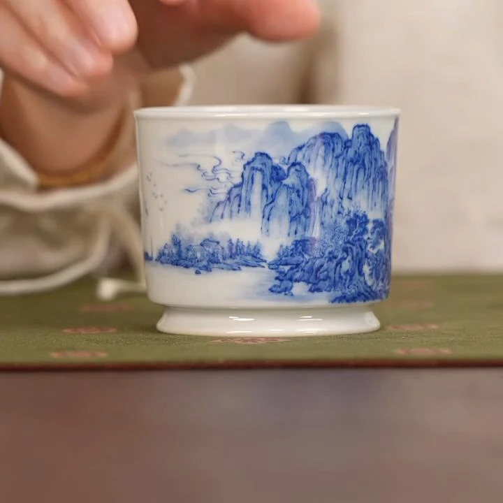【小乔赏瓷】林涛小馆青花江山楼观容天杯ltxg103