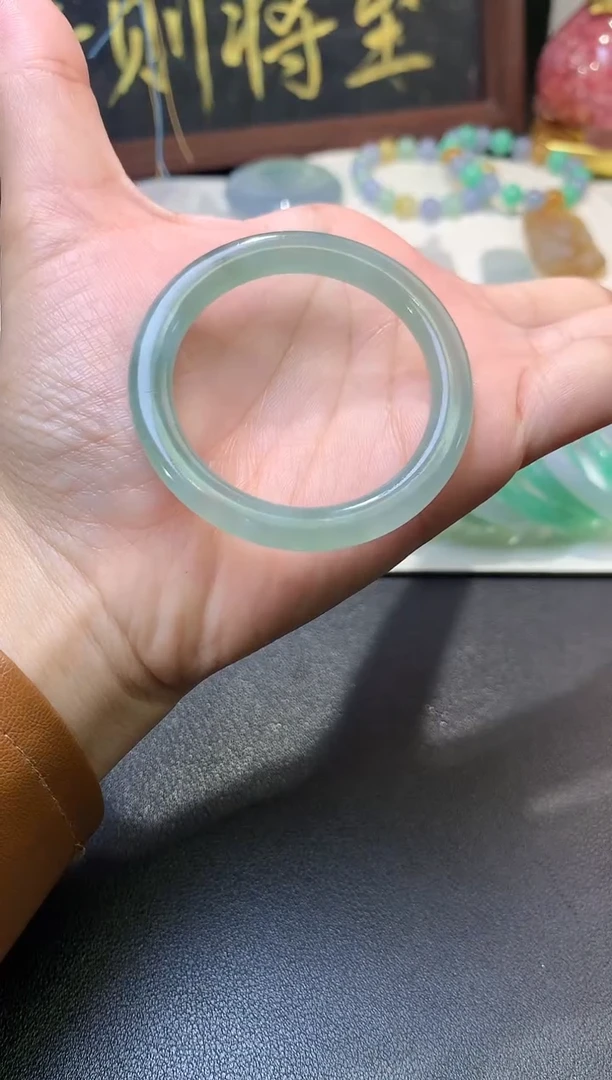 未镶嵌定制翡翠毛货