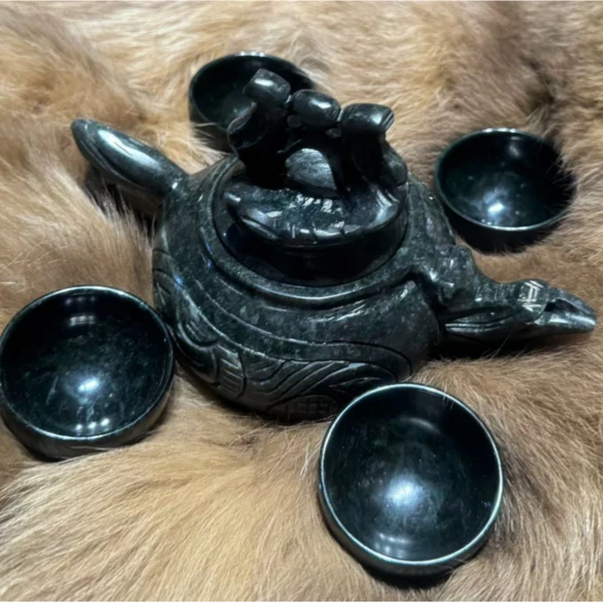 黑金龙纹壶   摆件