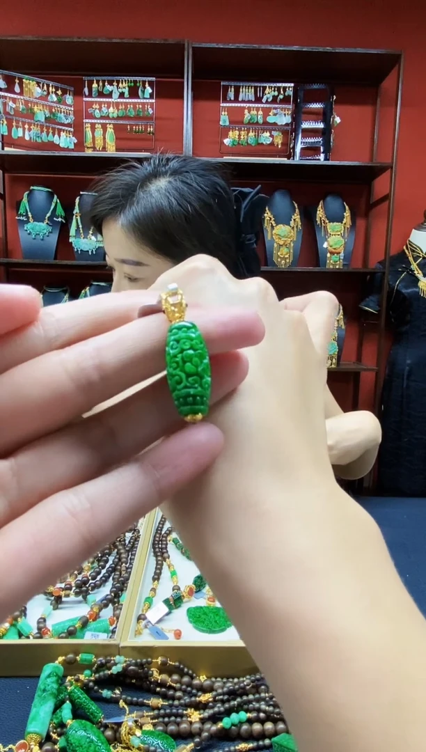颈饰未镶嵌翡翠翡翠吊坠