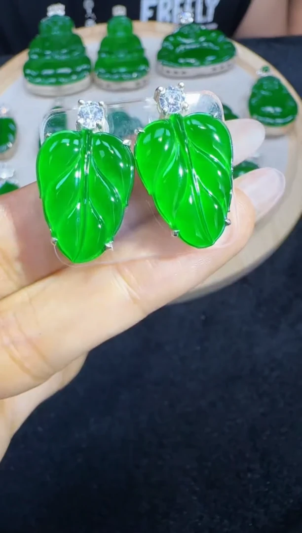 未镶嵌定制翡翠翡翠耳环121