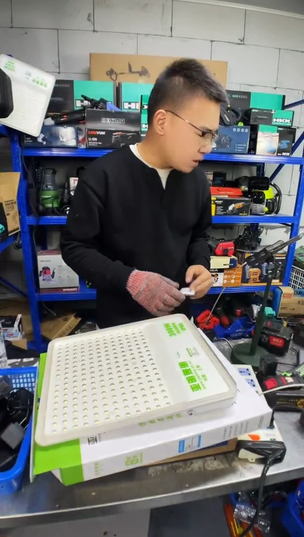 二手工具听讲解看图片下单 没有运费险010亚明灯