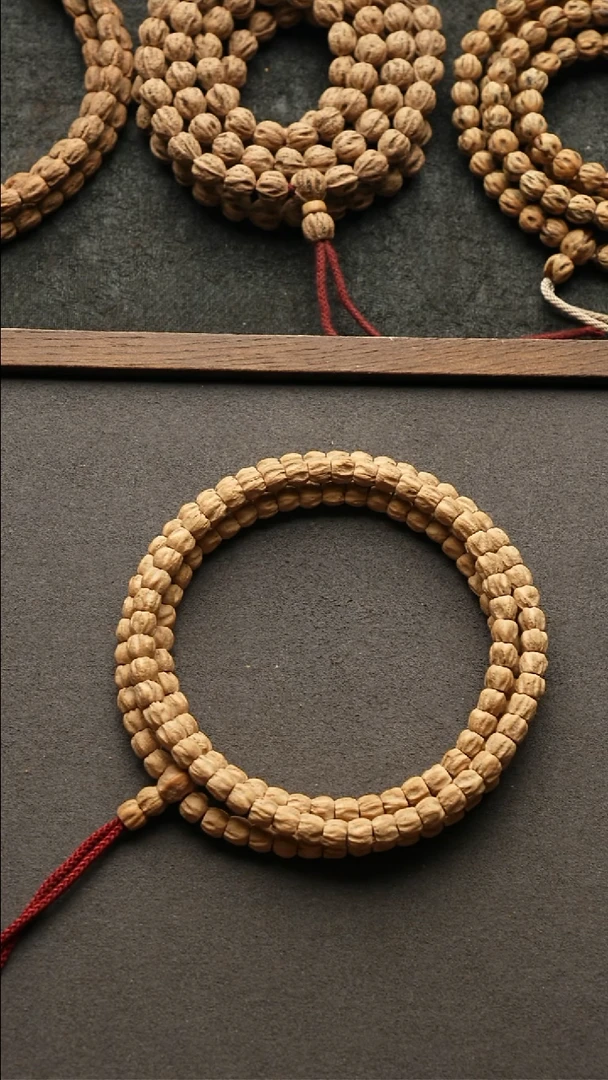 柏香籽/百香籽手串粉皮直切