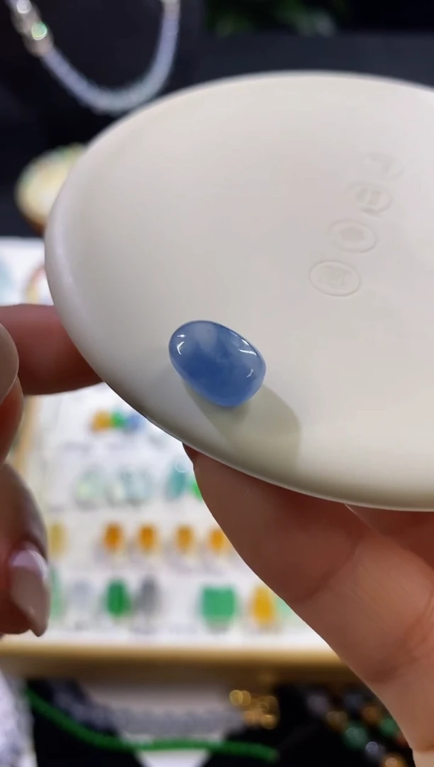 未镶嵌挂件翡翠随型