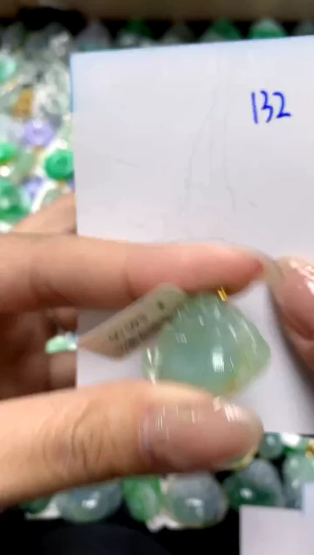 【闪购商品】翡翠颈饰18K金镶嵌1111111111111111