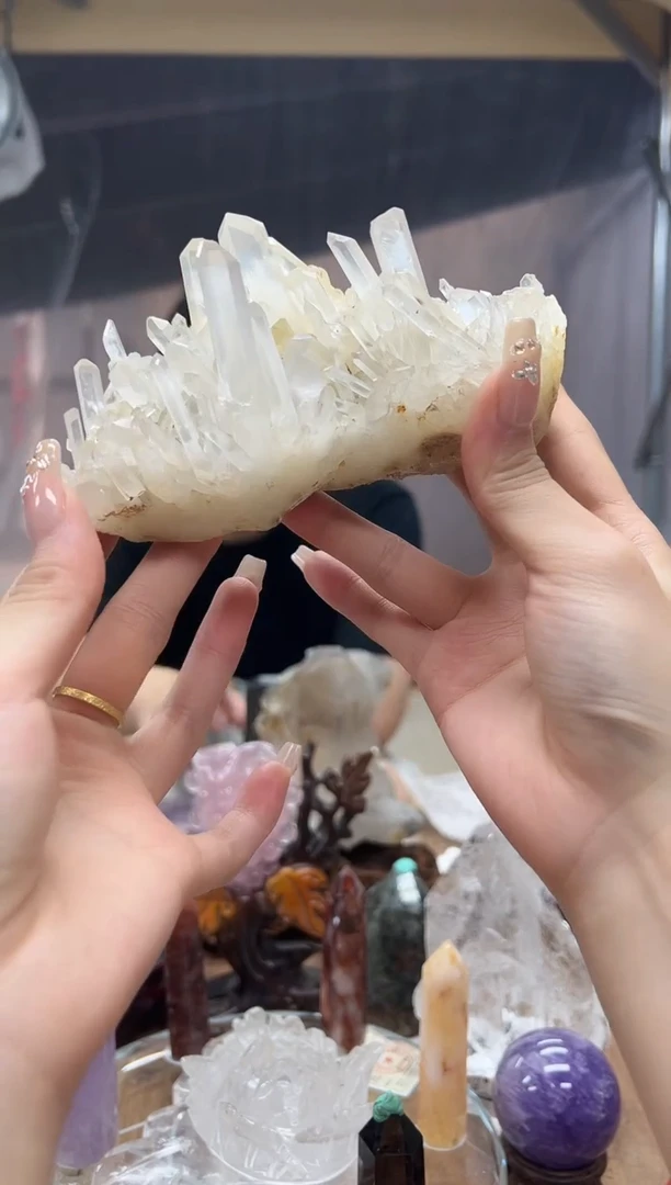 未镶嵌水晶大型摆件（非配饰）470