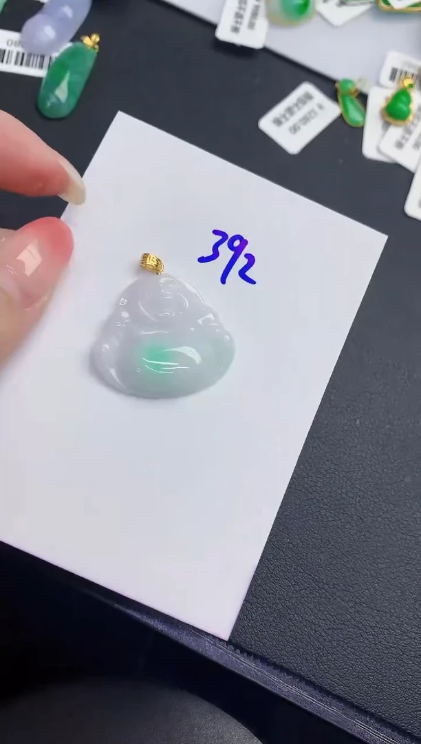 翡翠未镶嵌颈饰缅甸天然翡翠A货