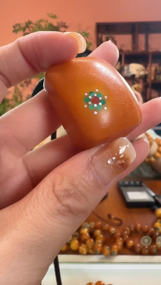 未镶嵌颈饰蜜蜡6859天然蜜蜡珠宝奇石假一罚十