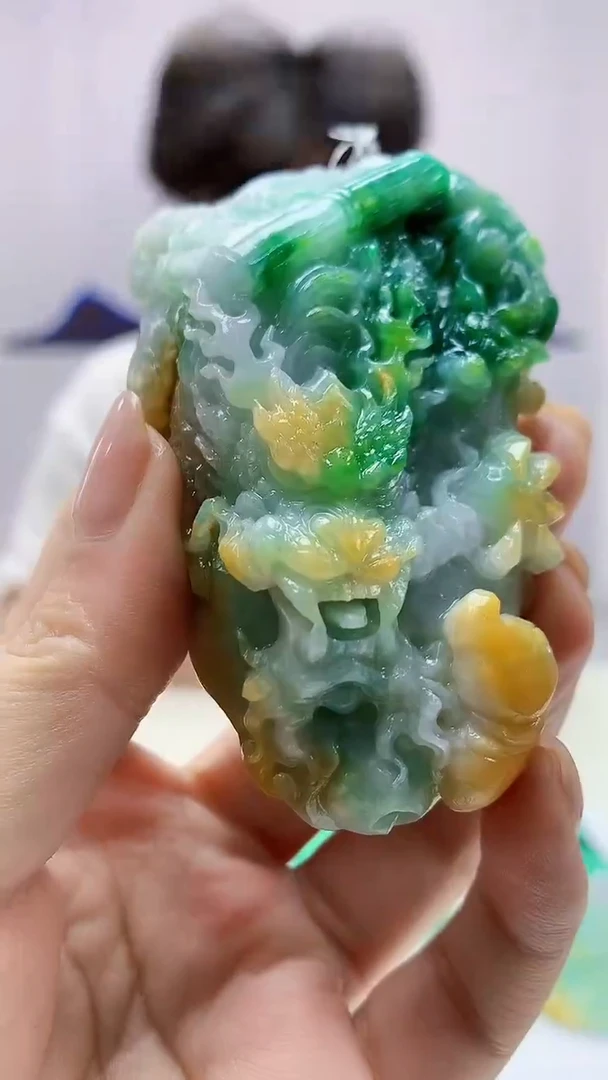 定制翡翠未镶嵌4688ms-毛货135龙牌