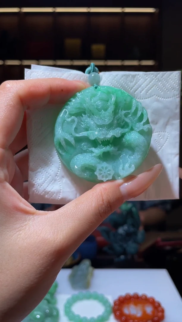 翡翠未镶嵌吊坠(不含链)GS0601033