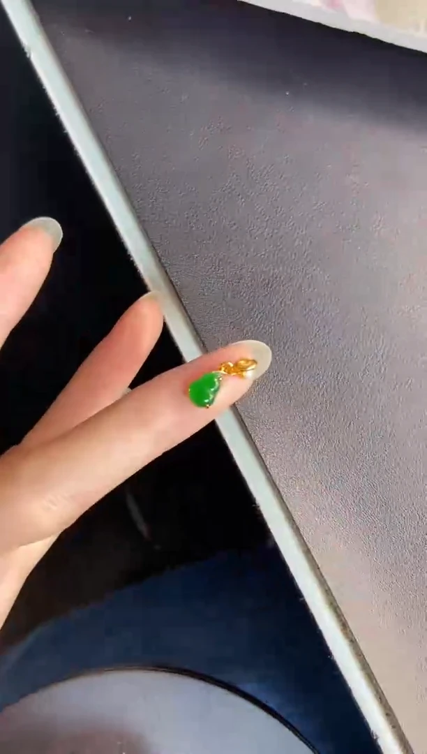 吊坠(不含链)银S925镶嵌翡翠1