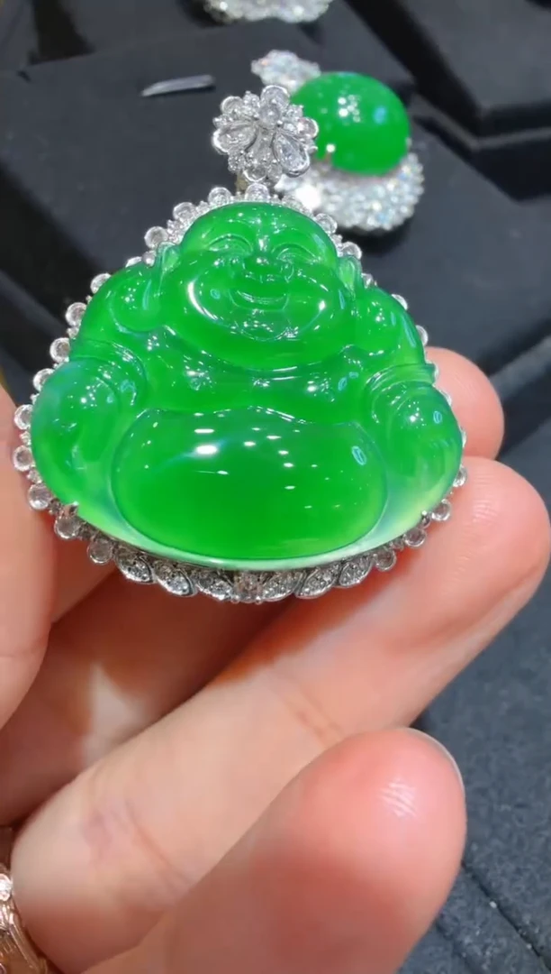 吊坠(不含链)18K金镶嵌翡翠多样性团购发一件
