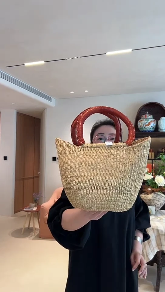 摆件0000000000草包小U2336