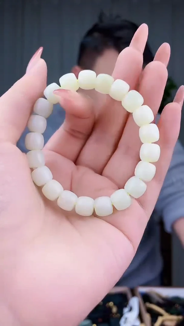 未镶嵌和田玉挂件和田玉拍一发一，多样性发货！