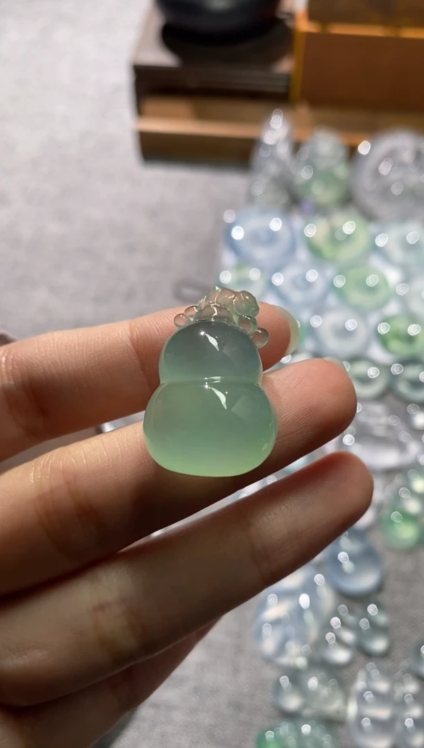 吊坠(不含链)未镶嵌翡翠葫芦
