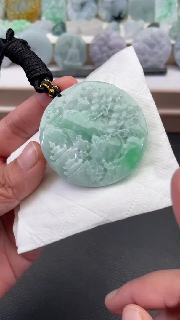 颈饰未镶嵌翡翠天然缅甸翡翠A货305