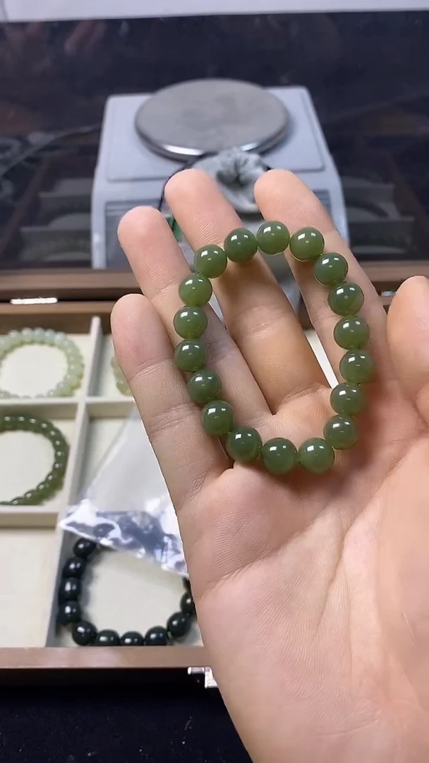 未镶嵌手串和田玉主播推荐！！