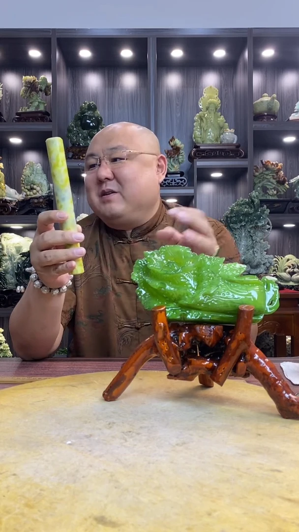 玉后****8 玉岫岩料手工雕刻摆件居家装饰送礼一物一图
