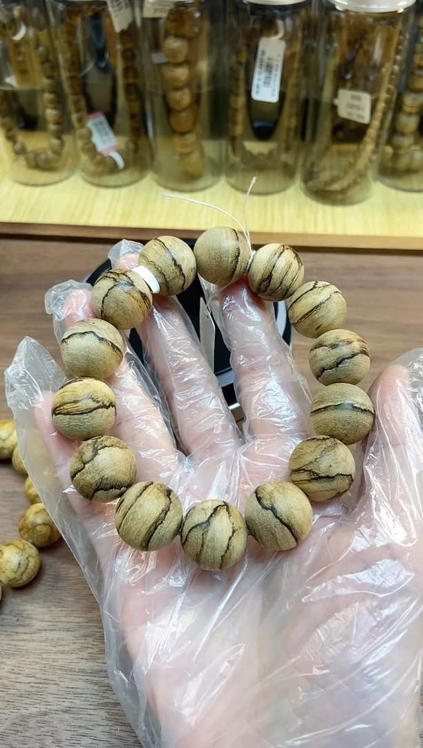 沉香手串潤**堂卓CR185正区达拉干奶王卡17mm25g+天然野单圈