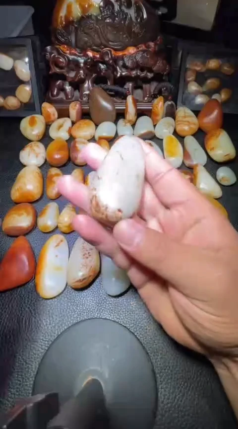 亿城和田玉486376