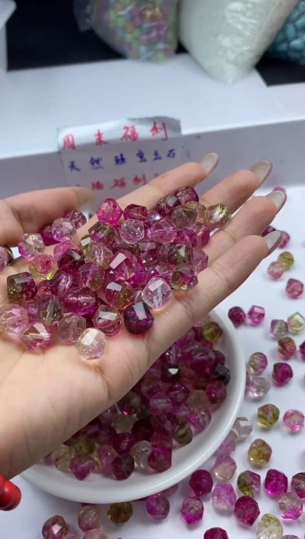 未镶嵌颈饰碧玺 w1848西瓜碧玺扭珠10mm*15颗