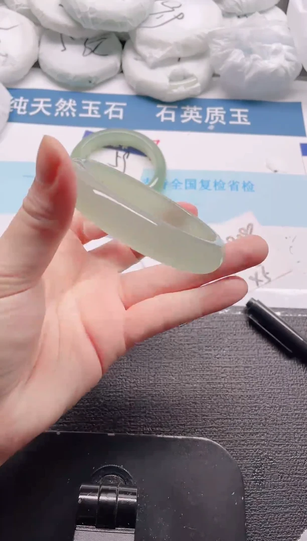 未镶嵌手镯石英质玉60-61