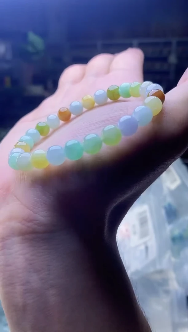 定制翡翠未镶嵌天然缅甸A货翡翠，多样性发货，拍一发一