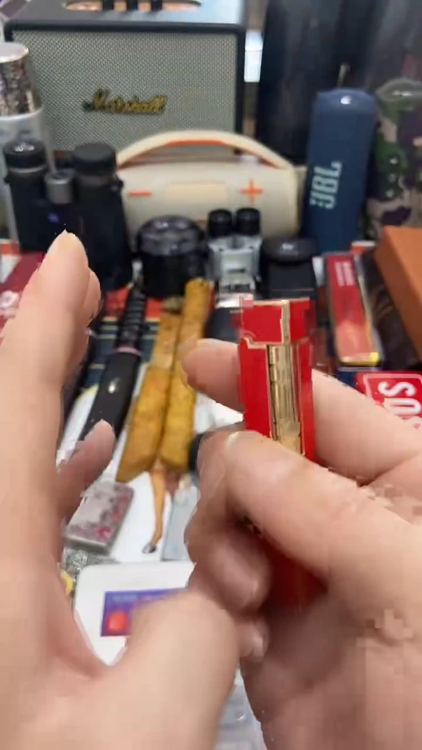 瓷片闪购商品 如图所示