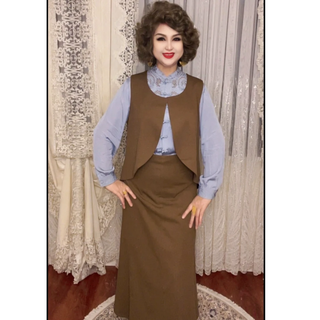 极简风休闲时尚套装