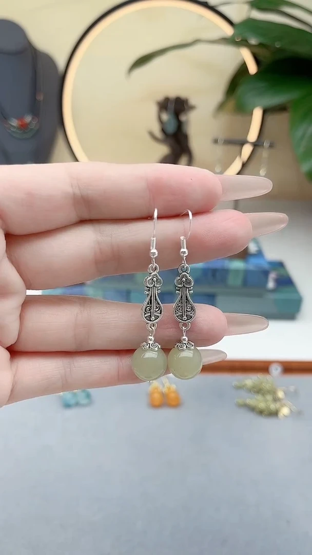 银S925镶嵌东陵石耳饰6233