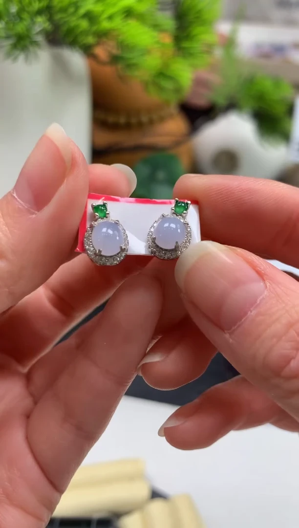 未镶嵌翡翠耳饰??---112321