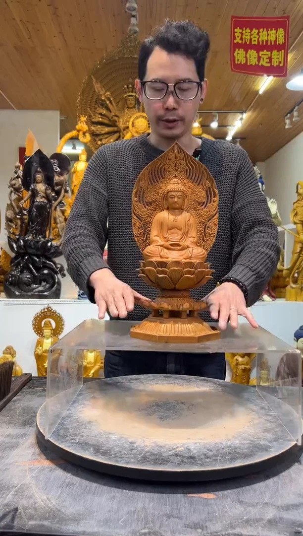 香樟木释迦摩尼38cm