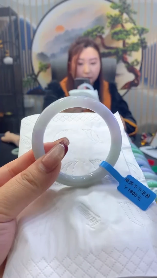 【闪购商品】翡翠手镯未镶嵌00009697