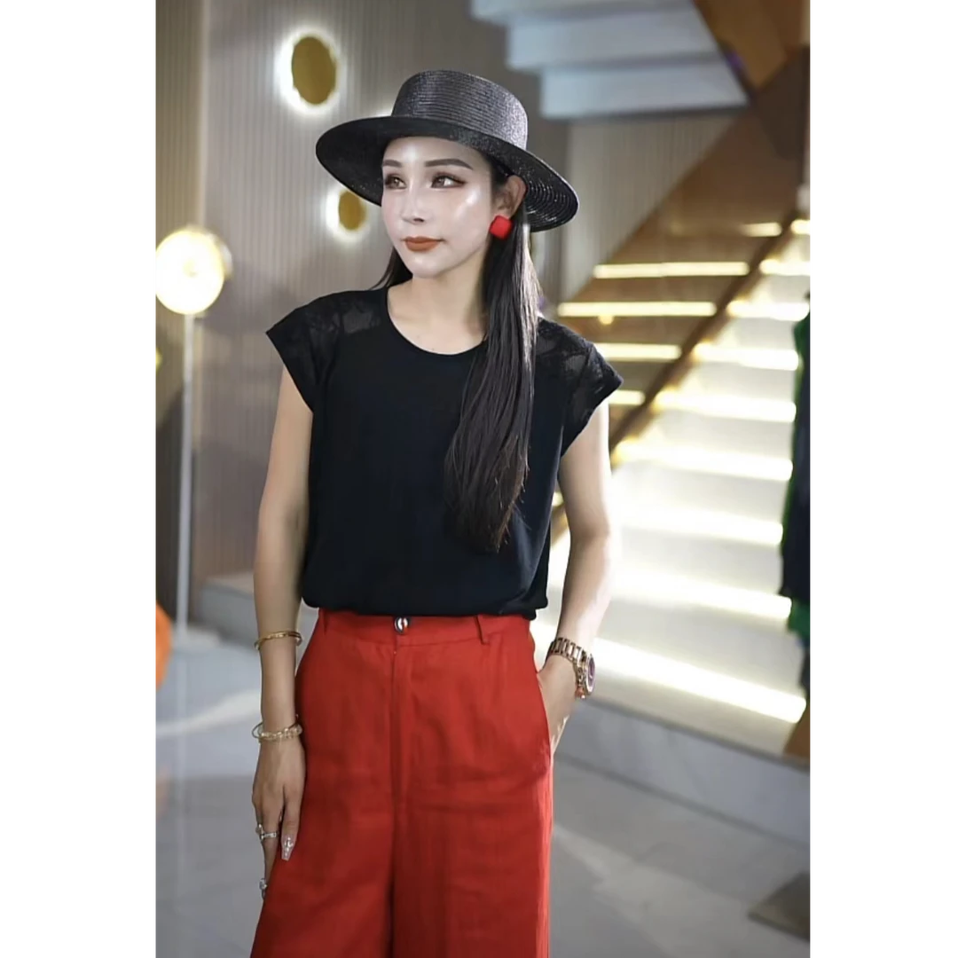 时尚百搭简约气质拼蕾丝女士纯色圆领套头黑色针织衫6W+89110m