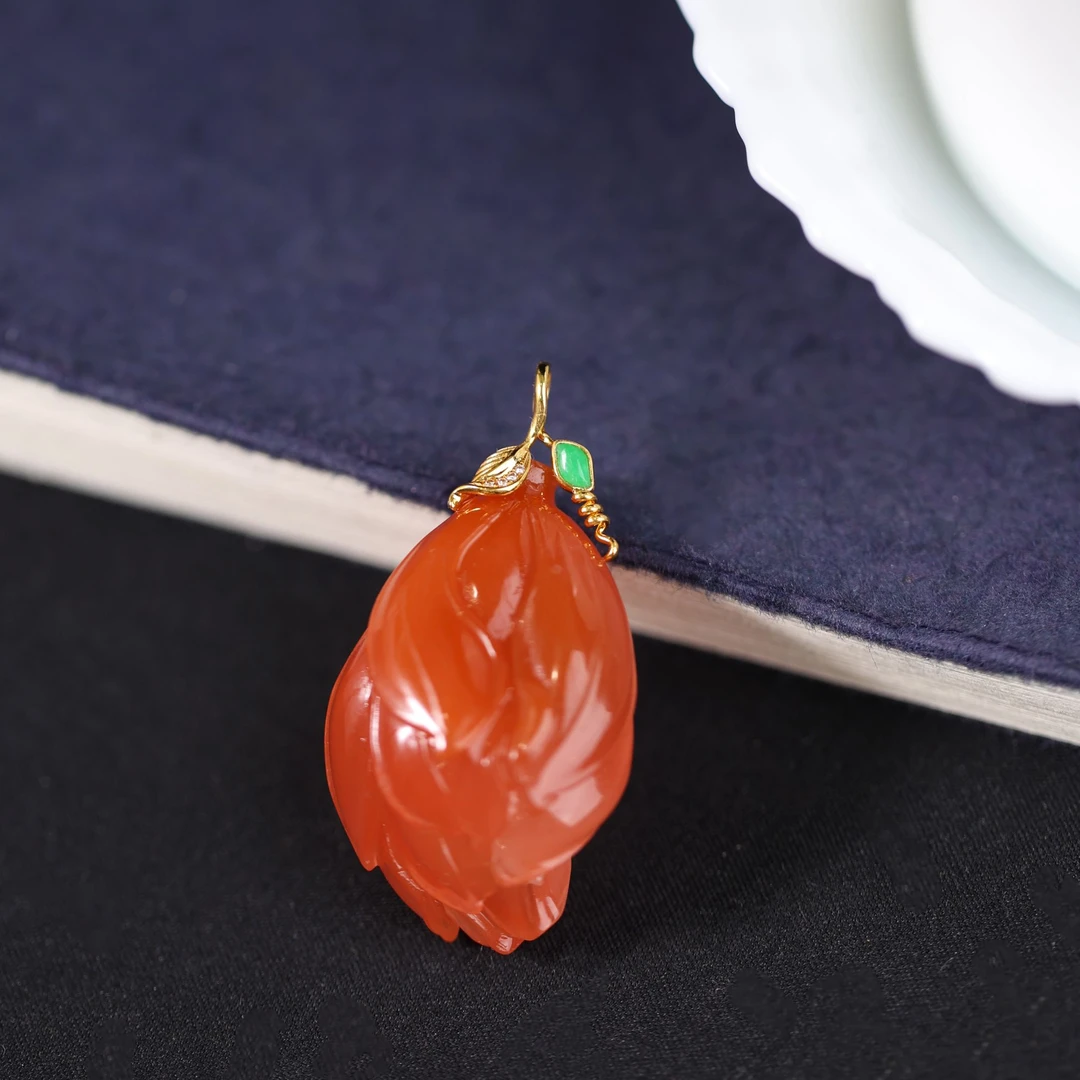 【南挽兰】原创国风新中式定制珠宝18k金镶嵌南红玉兰吊坠tt