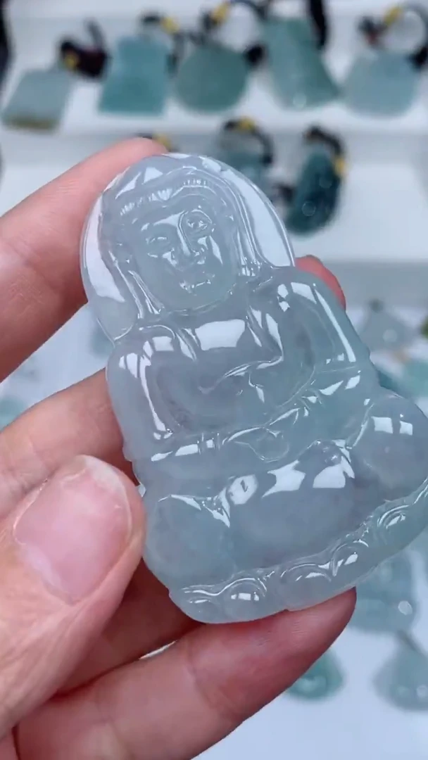 颈饰未镶嵌翡翠吊坠
