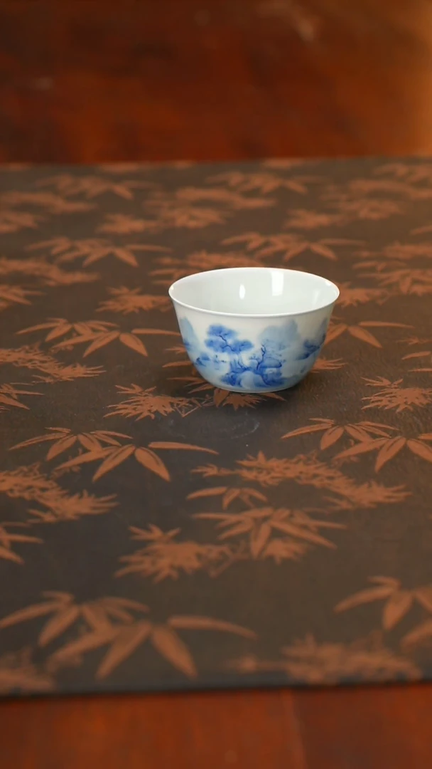 少得精选福利山水卧足杯