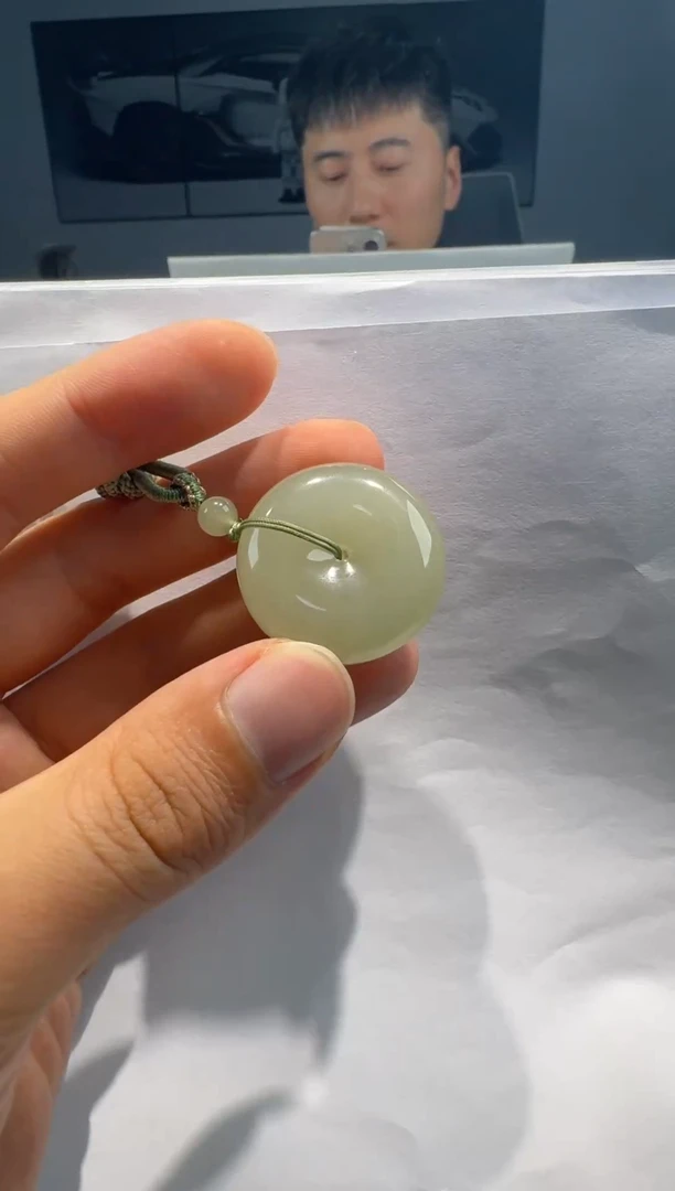 吊坠(赠链)未镶嵌和田玉用****730mm精品平安扣
