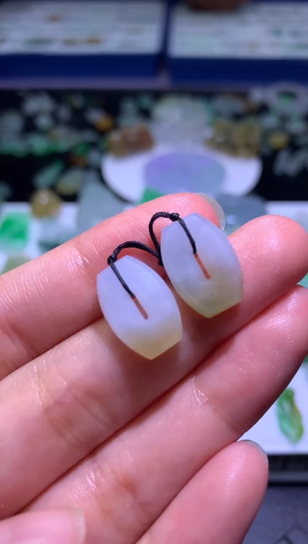 定制翡翠未镶嵌毛货
