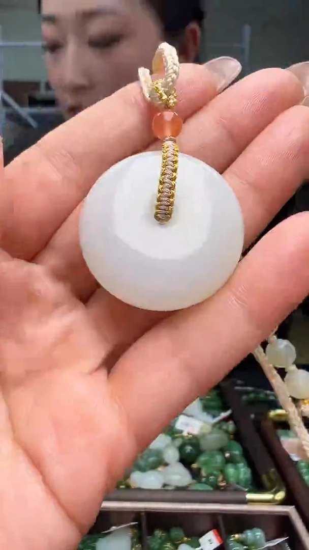 颈饰未镶嵌和田玉（多样性发货.发其一）11.20.85