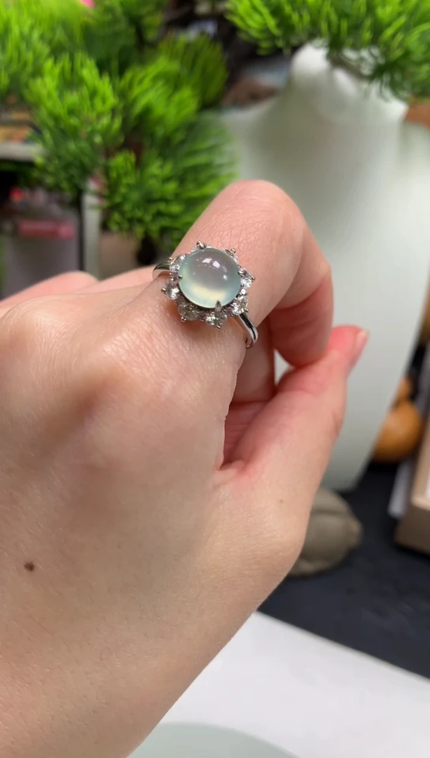 未镶嵌戒指翡翠蒂***?---124715