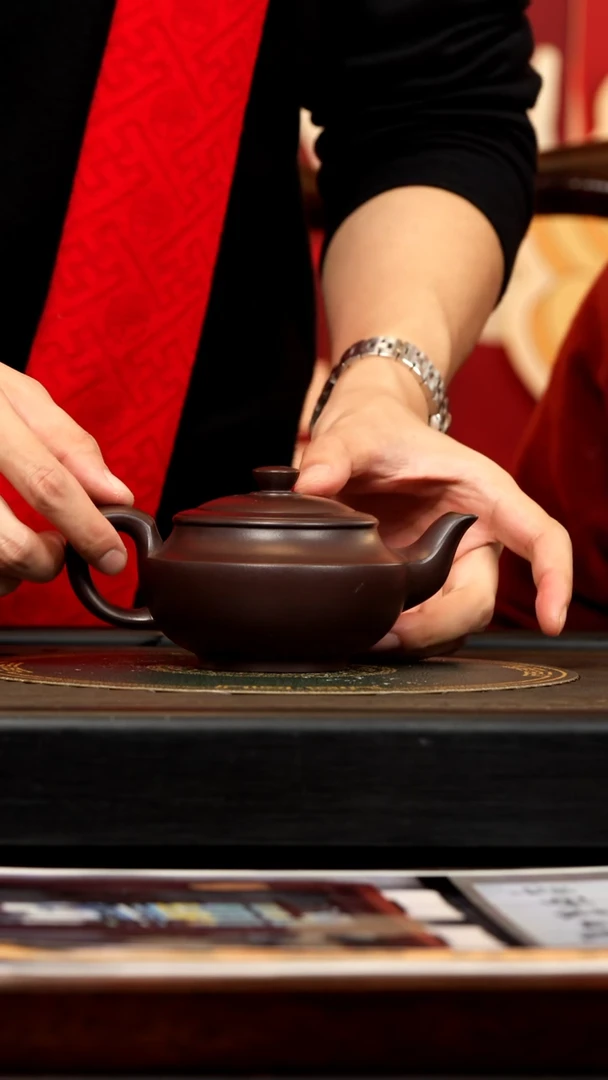 【闪购商品】紫砂茶壶XJZ 老乌泥 汉云 300cc