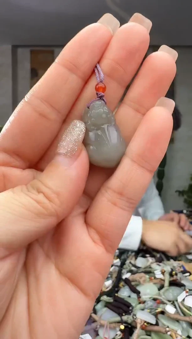 颈饰未镶嵌和田玉拍一发一多样性发货