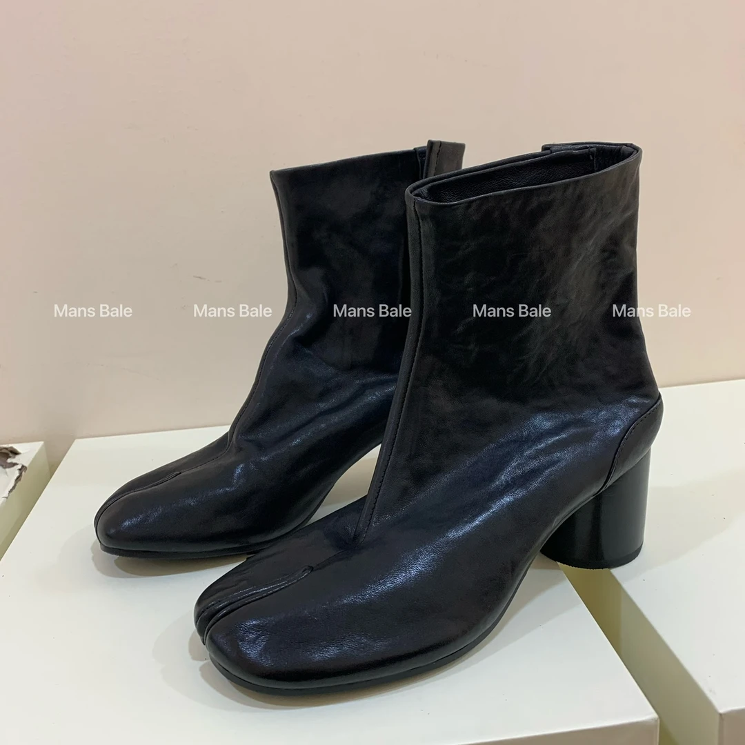 25033 2025新款真皮分趾靴小众短靴女高中跟复古裸靴马丁靴百搭