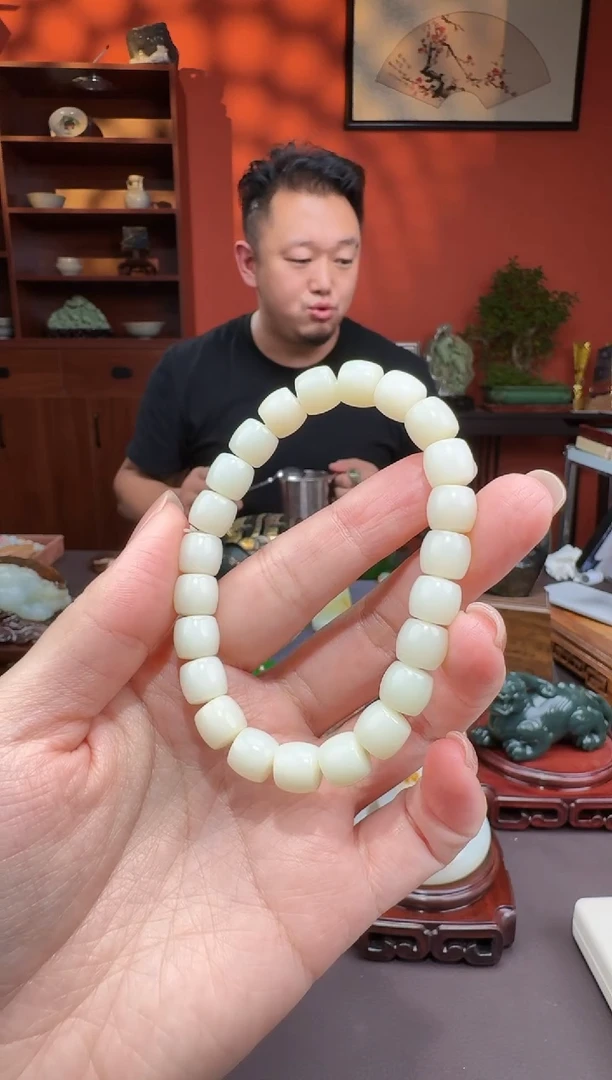 未镶嵌手串和田玉不****人老型单圈